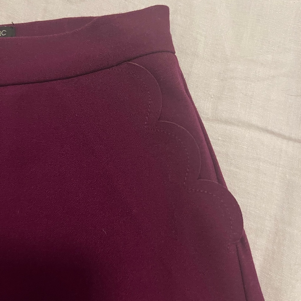 Banana Republic Women's Deep Burgundy Mini Skirt - Picture 2 of 3